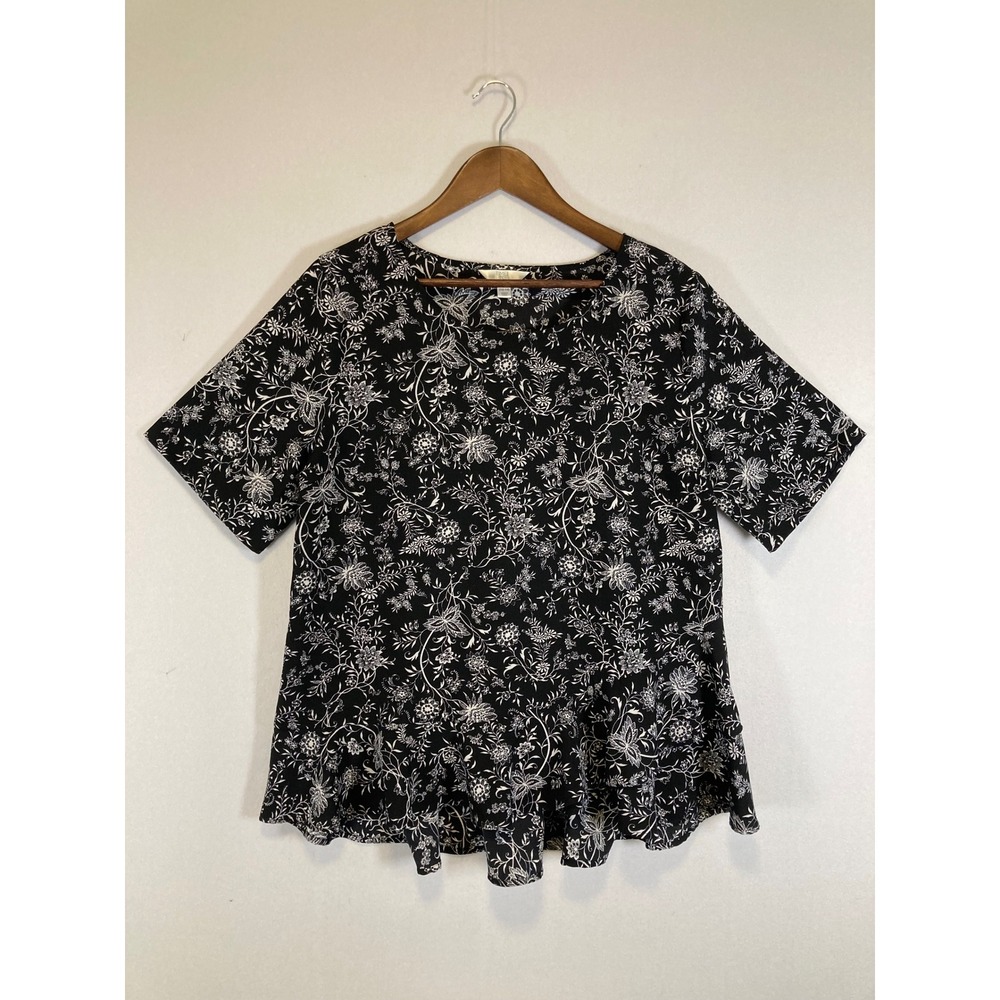 Cottagecore Time and‎ Tru Women Large 12-14 Black Floral Peplum Ruffle Hem Top